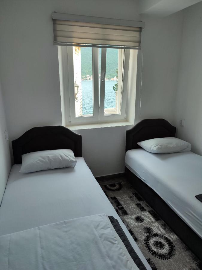 Apartment Rosic Perast Exterior foto